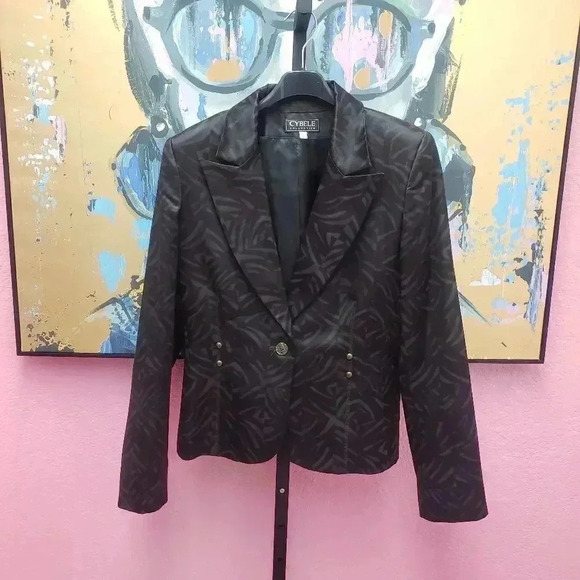 Cybele Collection Jacket - Picture 5 of 7